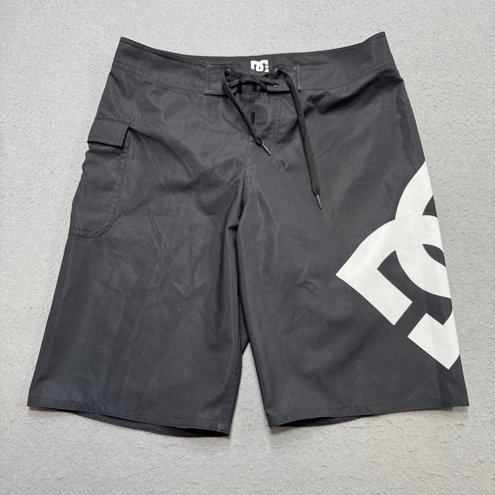 DC Shoes Board Shorts Men's 32 Black Logo Graphic Cargo Lightweight Swim Trunks